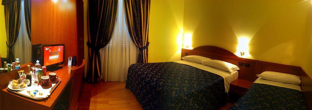 רומא Rest Guesthouse מראה חיצוני תמונה