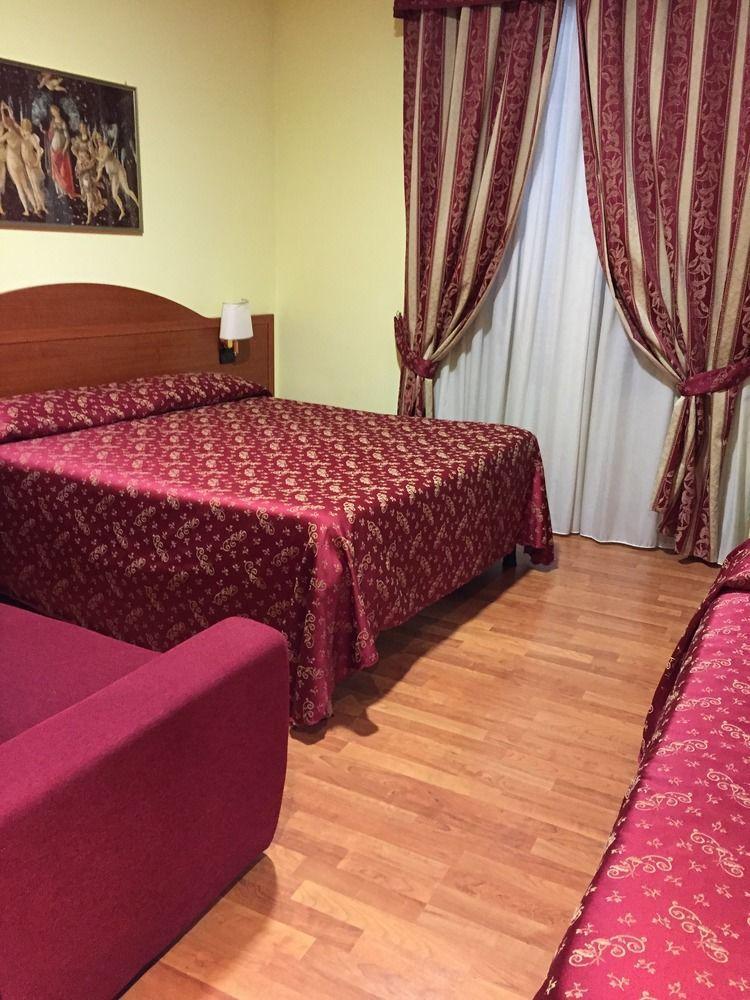 רומא Rest Guesthouse מראה חיצוני תמונה