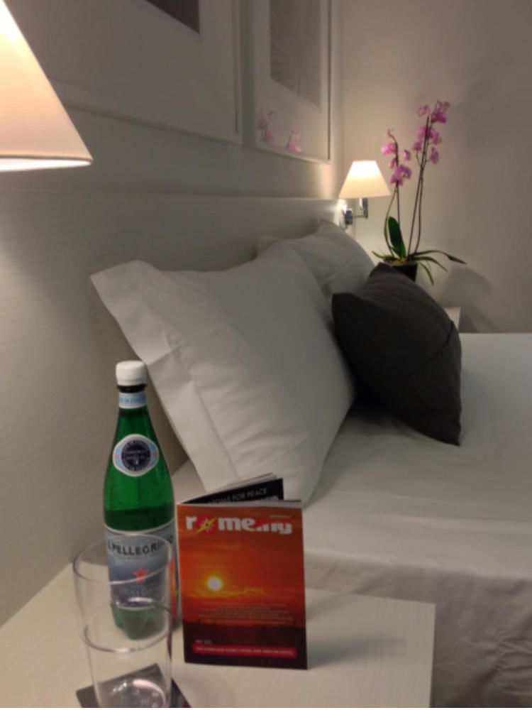 רומא Rest Guesthouse מראה חיצוני תמונה