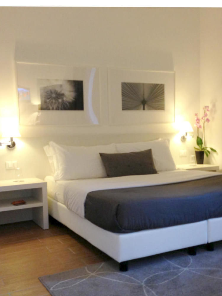 רומא Rest Guesthouse מראה חיצוני תמונה