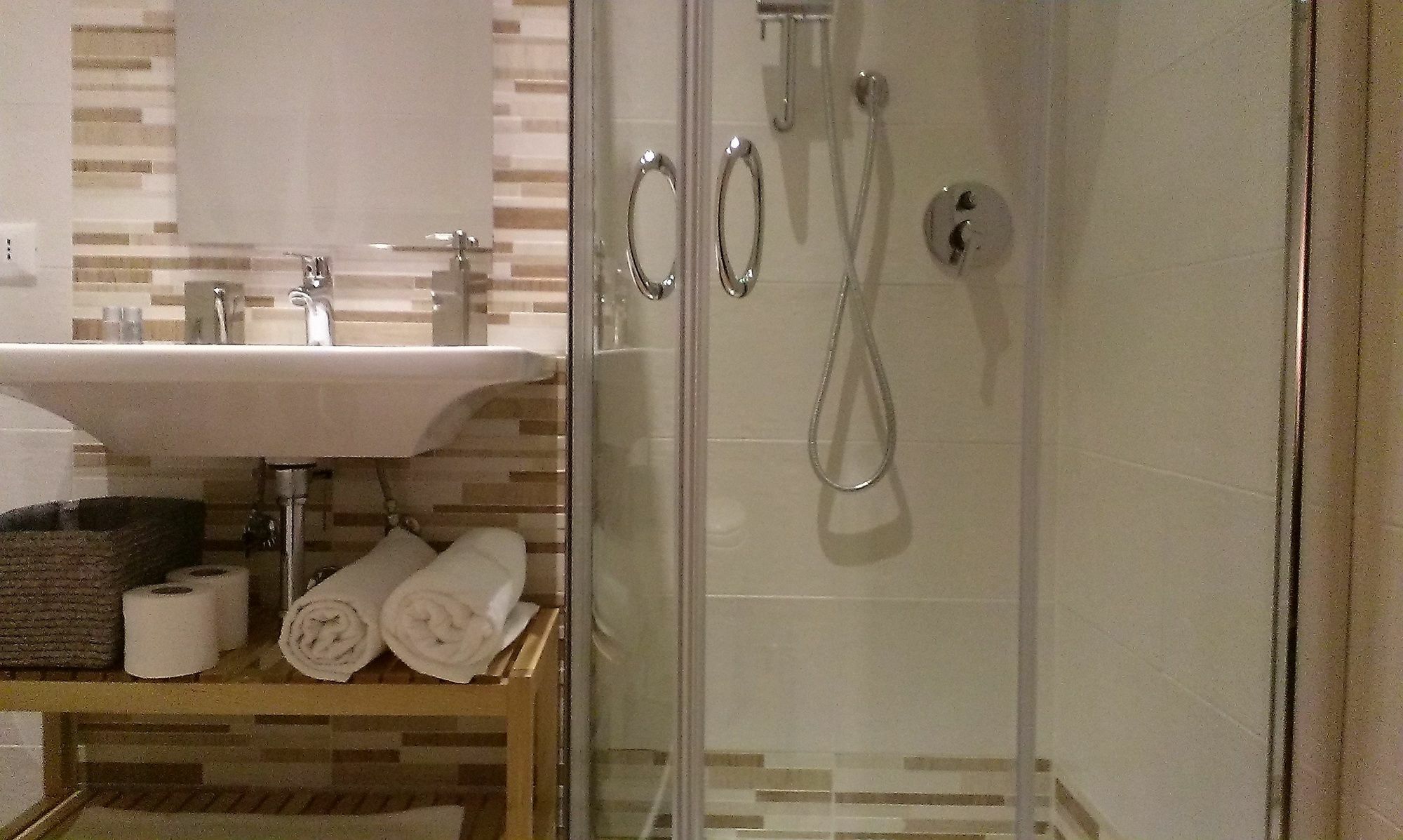 רומא Rest Guesthouse מראה חיצוני תמונה